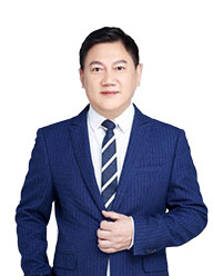 潘飛.jpg